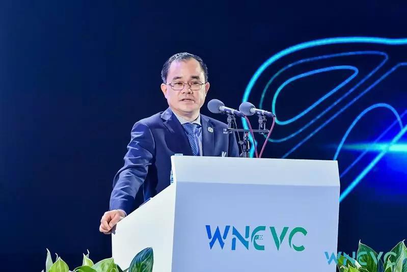 这是首届世界新能源汽车大会上,不得不说的话题